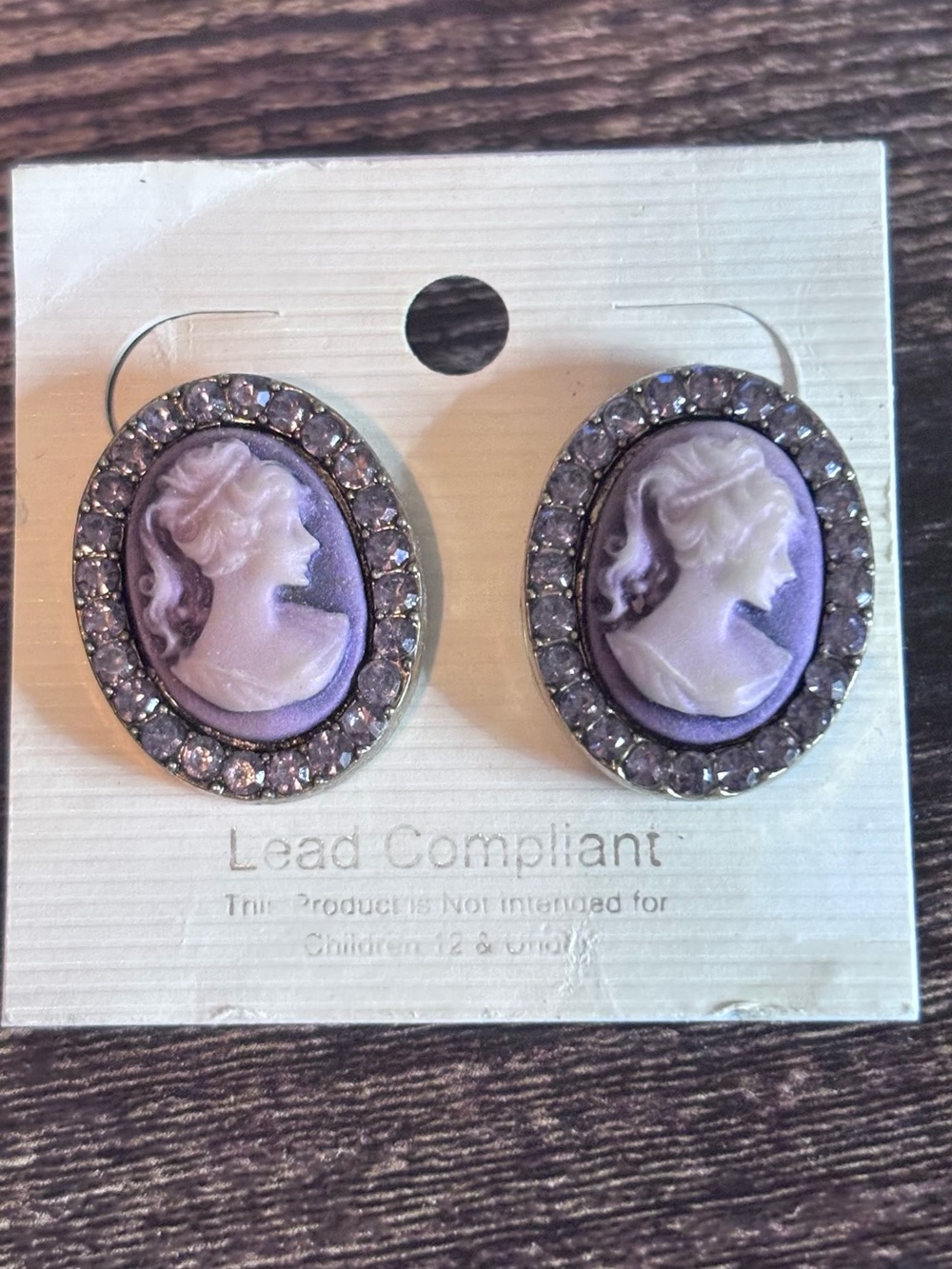 Lavender Cameo Crystal Rhinestone‎ Halo Stud Earrings